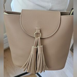 New Vegan Leather Tassel Handbag Purse Shoulder Bag Crossbody Adjustable Beige